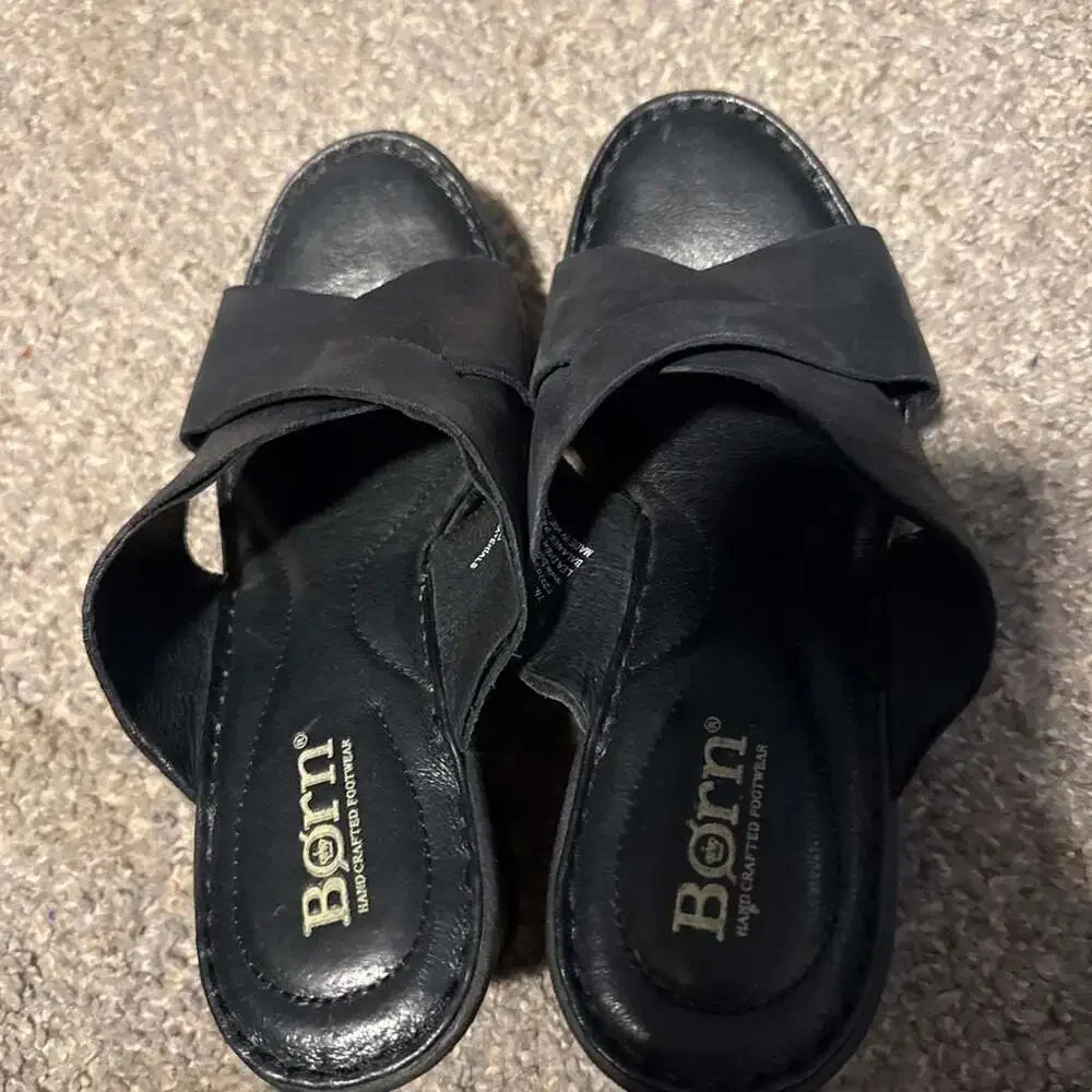 Born Black Leather Criss-Cross Wedge Sandals Mules Size 7